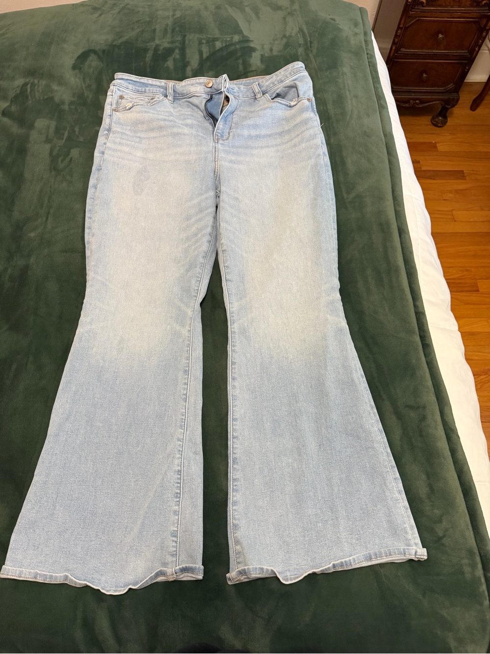 American Eagle Outfitters Light Blue High-Rise Flare Jeans